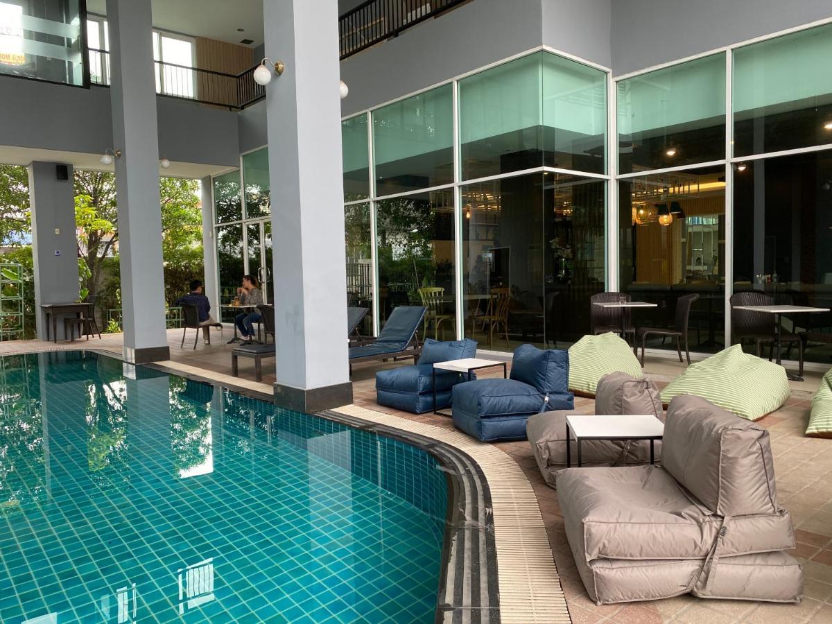 Kokotel Bangkok Dheva Thonglor Exterior foto